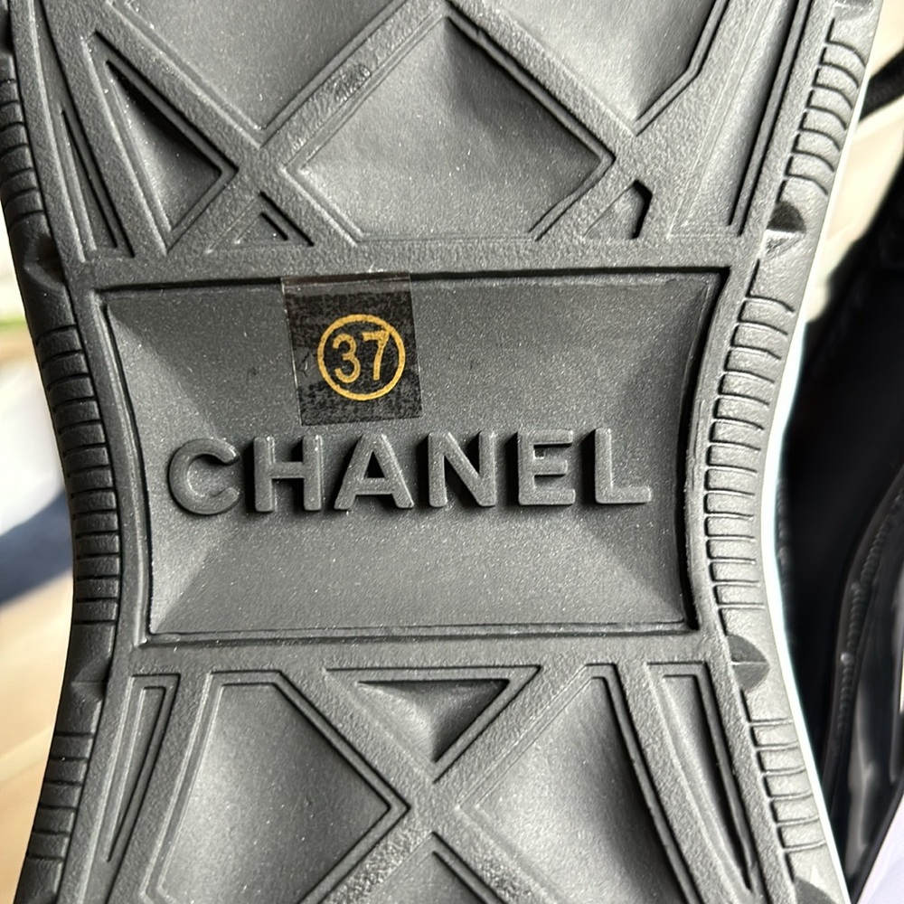 New rubber shoes - Picture 5 of 7